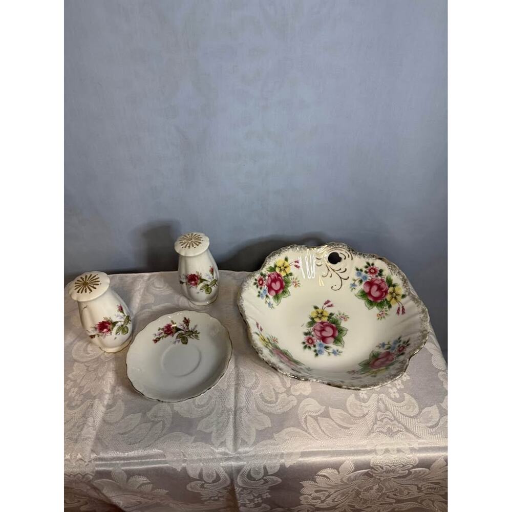 Vintage Ucagco China Japan Floral Dishware Set – $12